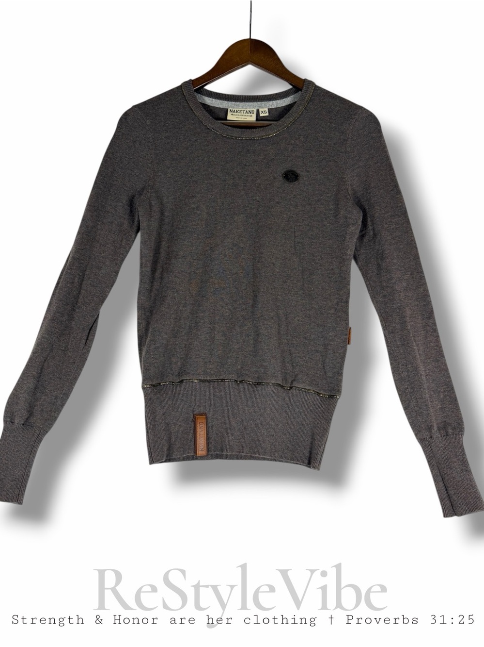 NAKETANO Women’s Size XS Sweater Crewneck Lightweight Cotton Knit